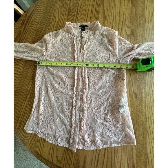 Forever 21 Women's Pink Sheer Lace Button-Up Blouse With Flared Sleeves - Picture 7 of 9